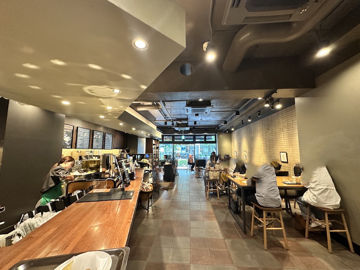 Starbucks Coffee - Yokohama Kitasaiwai Photos 2